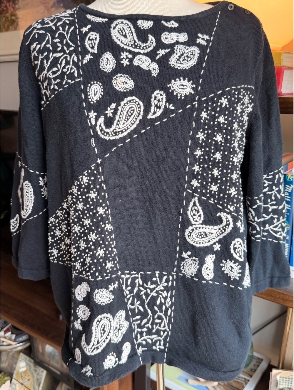Vintage 80s Jones New York Sport Black Cotton Embroidered Patchwork Sweater XL